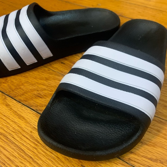 ADIDAS Slides - Picture 3 of 4